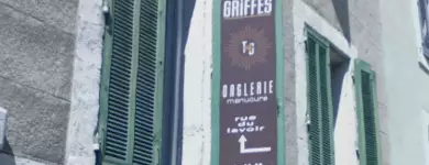 Tifs Et Griffes La-Tour-d'Aigues